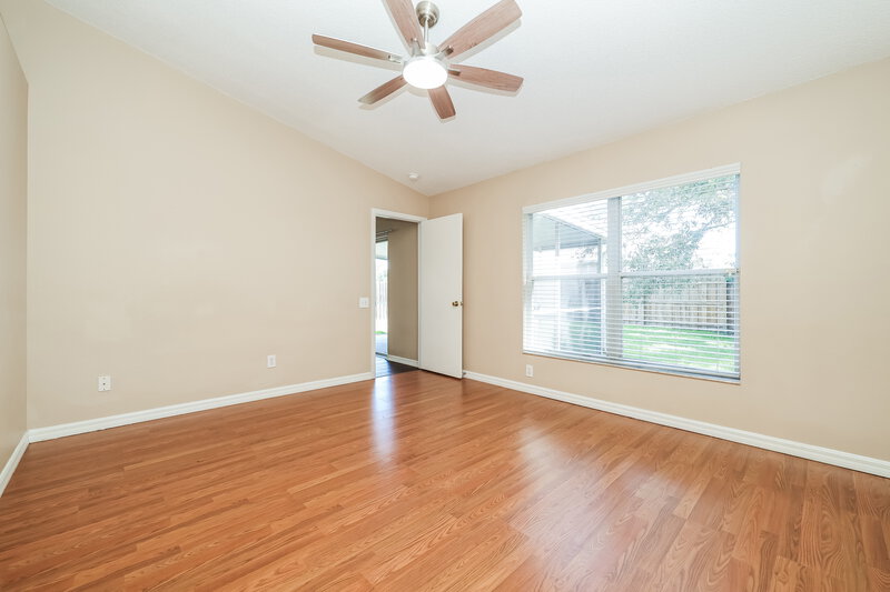 2,250/Mo, 12614 Midpointe Dr Riverview, FL 33578 Main Bedroom View