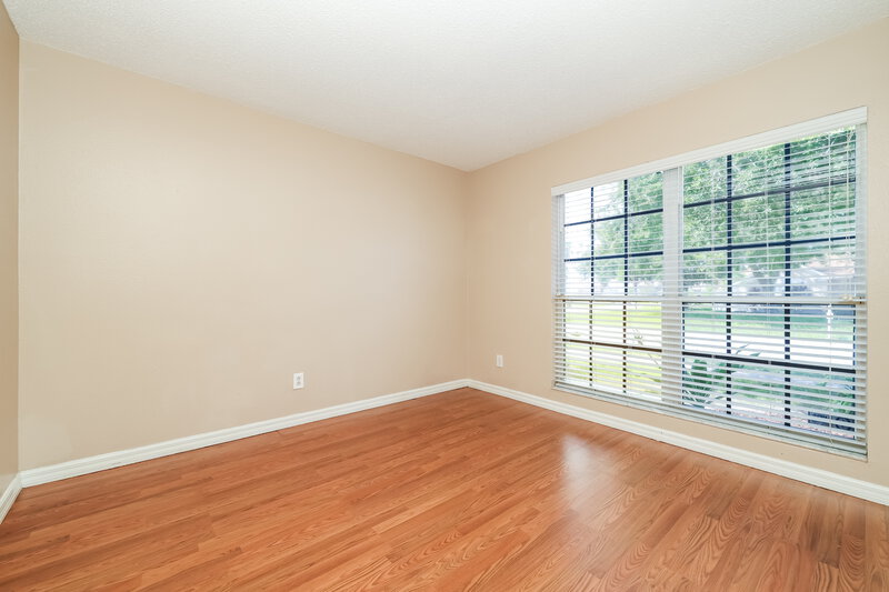 2,250/Mo, 12614 Midpointe Dr Riverview, FL 33578 Bedroom View 4