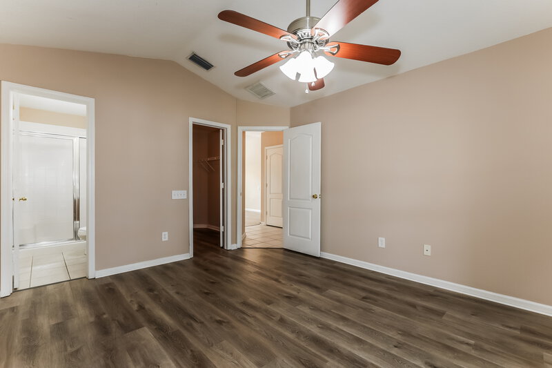 1,965/Mo, 13247 Early Run Ln Riverview, FL 33578 Main Bedroom View 2