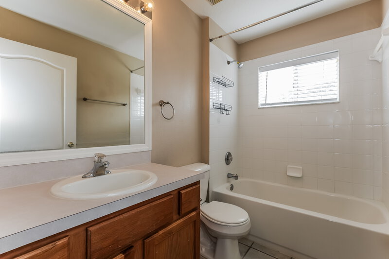 1,965/Mo, 13247 Early Run Ln Riverview, FL 33578 Bathroom View