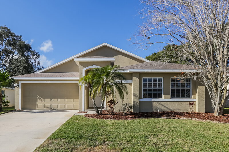 2,155/Mo, 5147 Pond View Ct Zephyrhills, FL 33541 External View