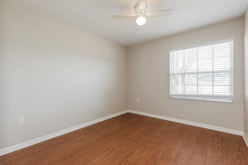 2,155/Mo, 5147 Pond View Ct Zephyrhills, FL 33541 Bedroom View 2