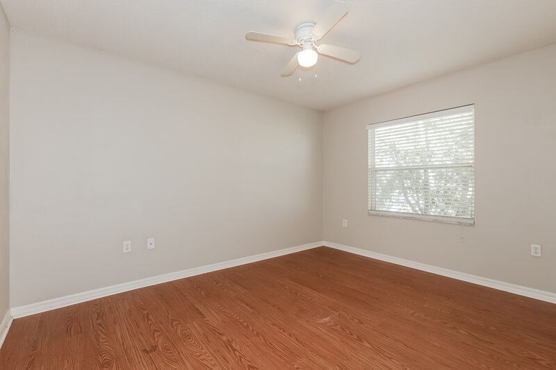 2,155/Mo, 5147 Pond View Ct Zephyrhills, FL 33541 Bedroom View 3