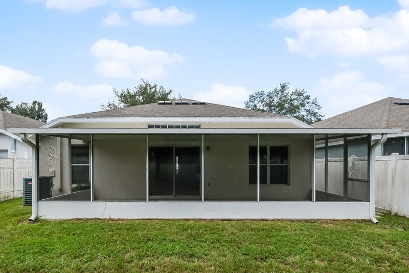 2,100/Mo, 12442 Midpointe Dr Riverview, FL 33569 Rear View