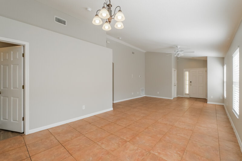 1,815/Mo, 10237 Lakeside Vista Dr Riverview, FL 33569 Dining Room View