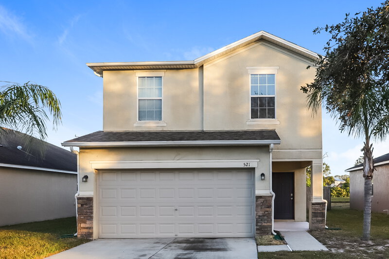 2,160/Mo, 521 Laguna Mill Dr Ruskin, FL 33570 External View