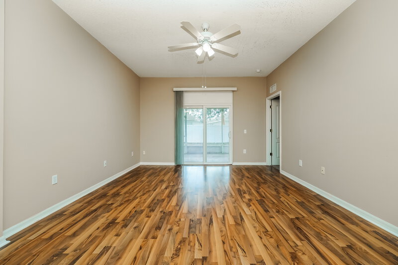 2,355/Mo, 5100 Windingbrook Trl Wesley Chapel, FL 33544 Family Room View 2