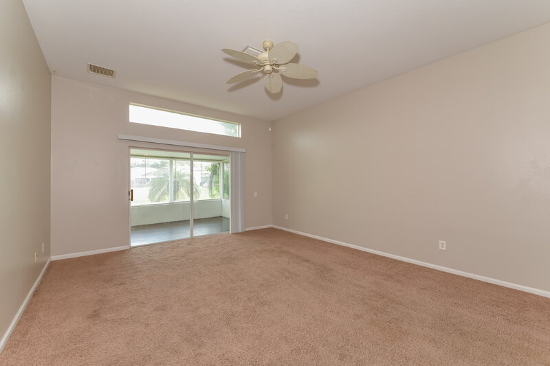 2,250/Mo, 12813 Early Run Ln Riverview, FL 33578 Living Room View