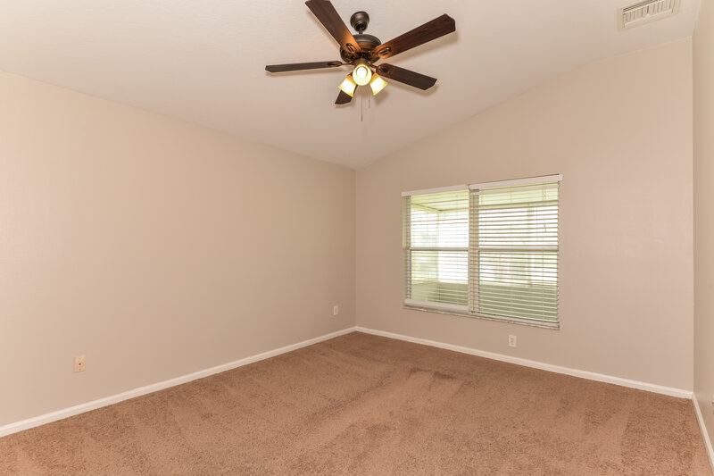 2,250/Mo, 12813 Early Run Ln Riverview, FL 33578 Main Bedroom View