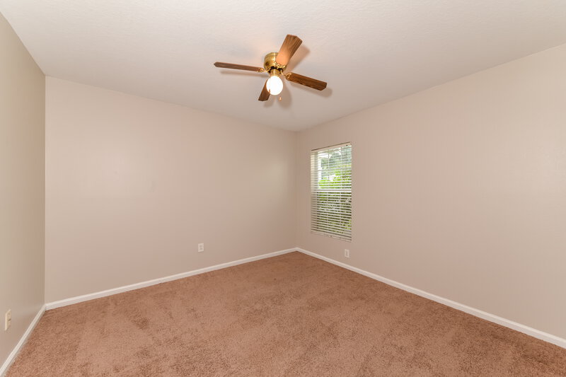 2,250/Mo, 12813 Early Run Ln Riverview, FL 33578 Bedroom View
