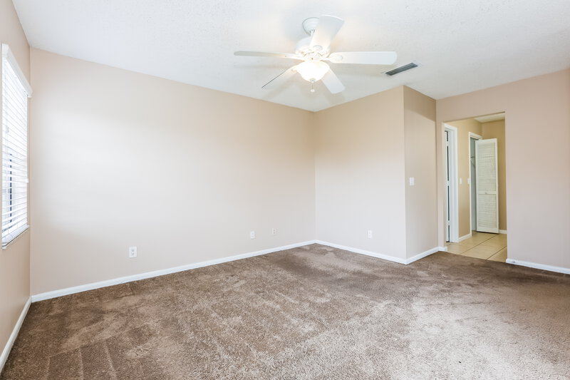 1,945/Mo, 10818 Peppersong Dr Riverview, FL 33578 Bedroom View