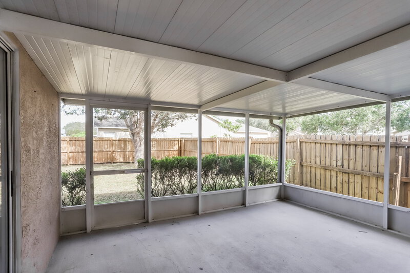 2,150/Mo, 11951 Lark Song Loop Riverview, FL 33579 Sun Room View