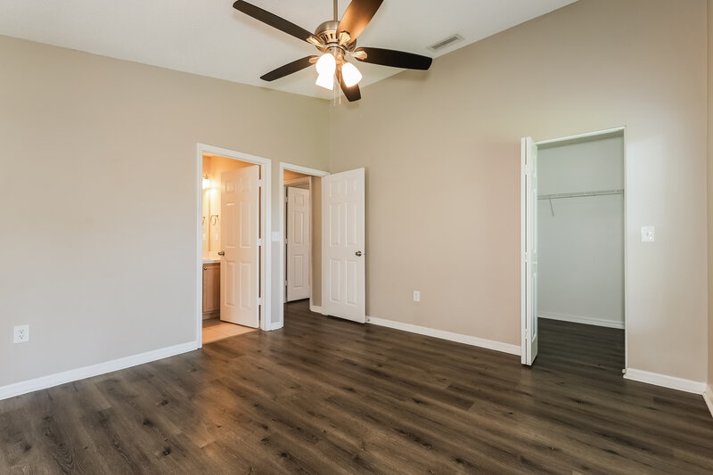 2,050/Mo, 11951 Lark Song Loop Riverview, FL 33579 Main Bedroom View 2