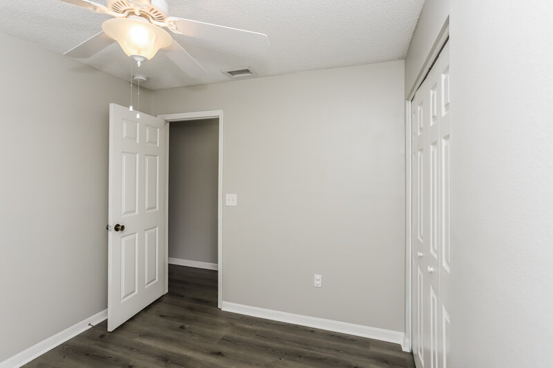 2,150/Mo, 11951 Lark Song Loop Riverview, FL 33579 Bedroom View 4
