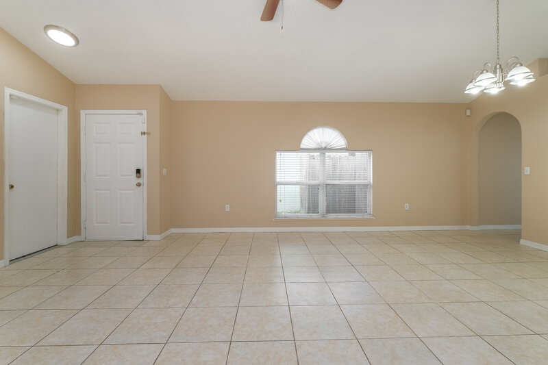 2,025/Mo, 11505 Ivy Flower Loop Riverview, FL 33578 Living Room View