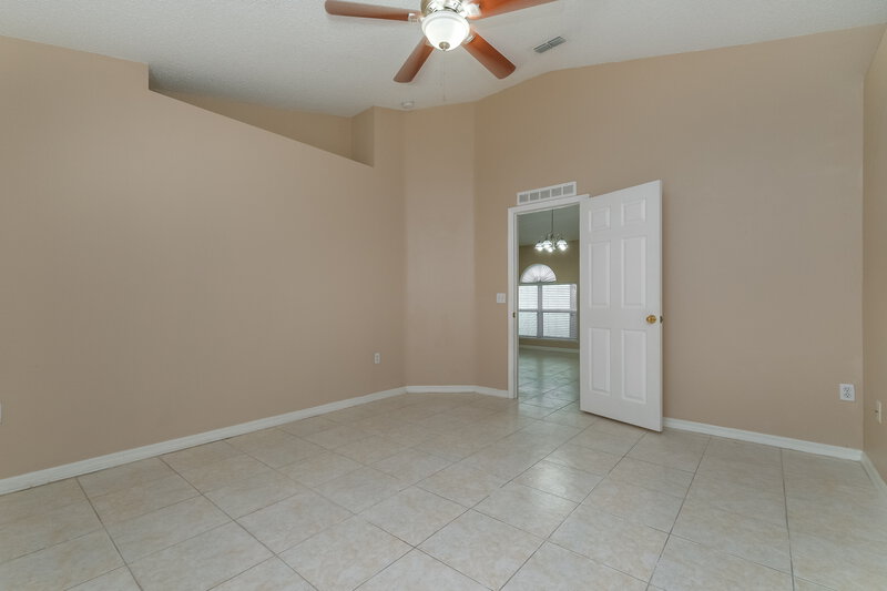 2,025/Mo, 11505 Ivy Flower Loop Riverview, FL 33578 Main Bedroom View