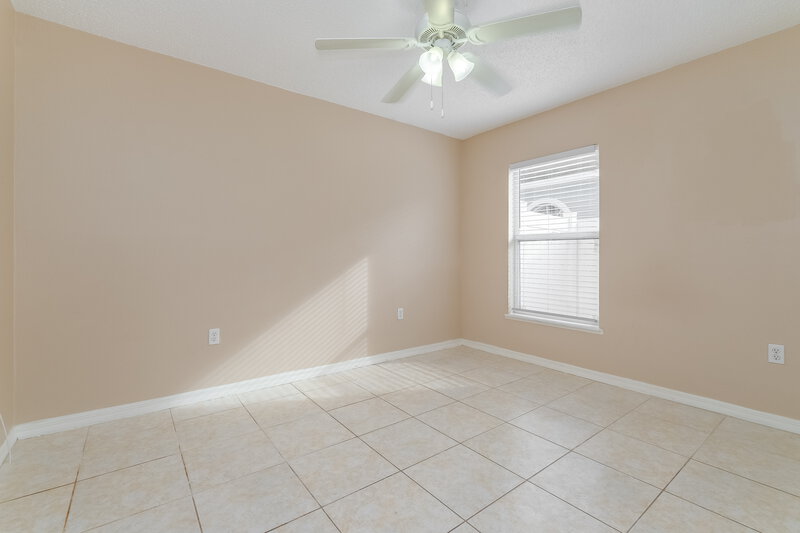 2,025/Mo, 11505 Ivy Flower Loop Riverview, FL 33578 Bedroom View 3