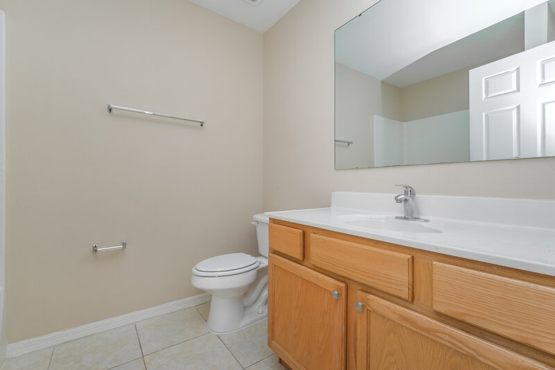 2,025/Mo, 11505 Ivy Flower Loop Riverview, FL 33578 Bathroom View