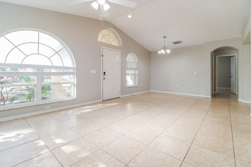 3,540/Mo, 1742 Hulett Dr Brandon, FL 33511 Living Room View