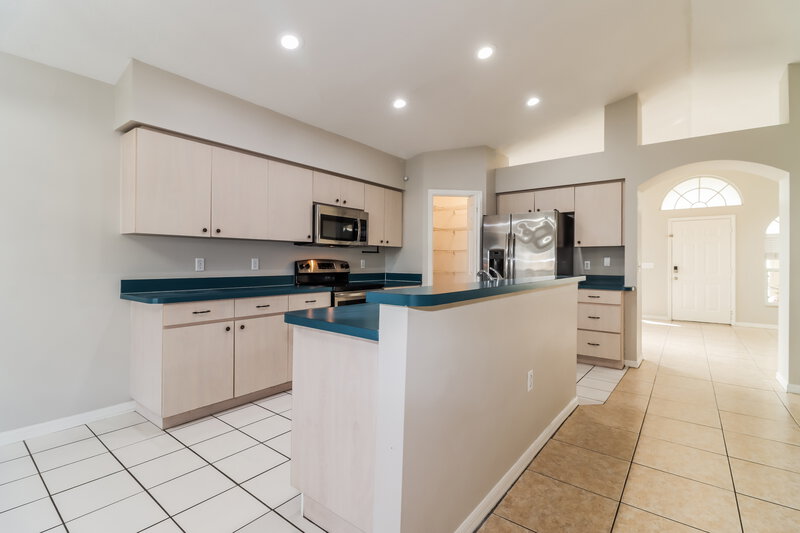 3,540/Mo, 1742 Hulett Dr Brandon, FL 33511 Kitchen View 2