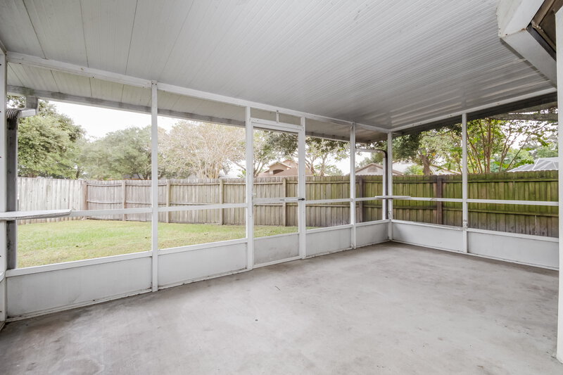 2,420/Mo, 1742 Hulett Dr Brandon, FL 33511 Sun Room View