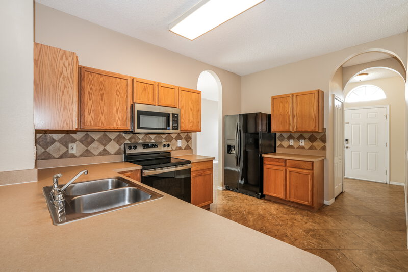 2,920/Mo, 1235 Brooke View Dr Odessa, FL 33556 Kitchen View 2