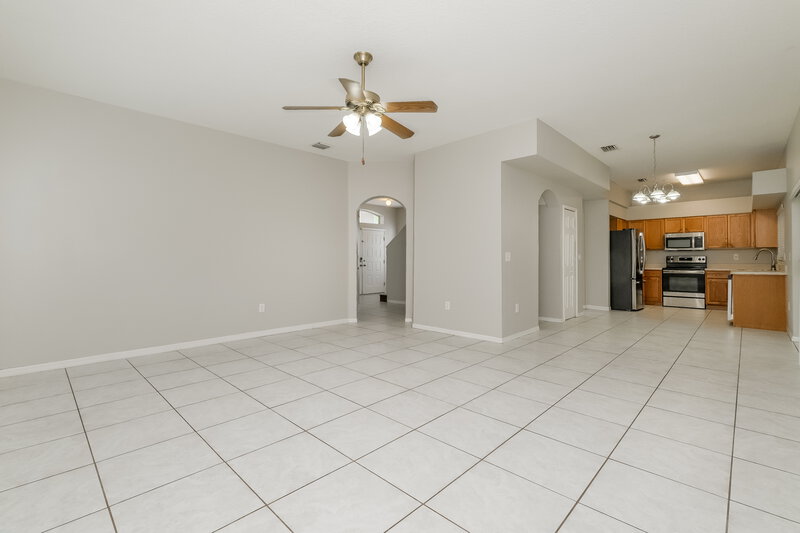 2,515/Mo, 13516 Prestwick Dr Riverview, FL 33579 Living Room View