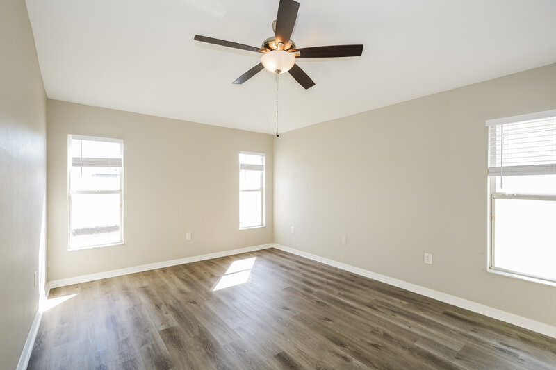 2,310/Mo, 10153 Coldwater Loop Land O' Lakes, FL 34638 Main Bedroom View