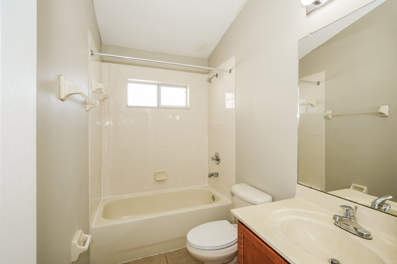 2,310/Mo, 10153 Coldwater Loop Land O' Lakes, FL 34638 Bathroom View