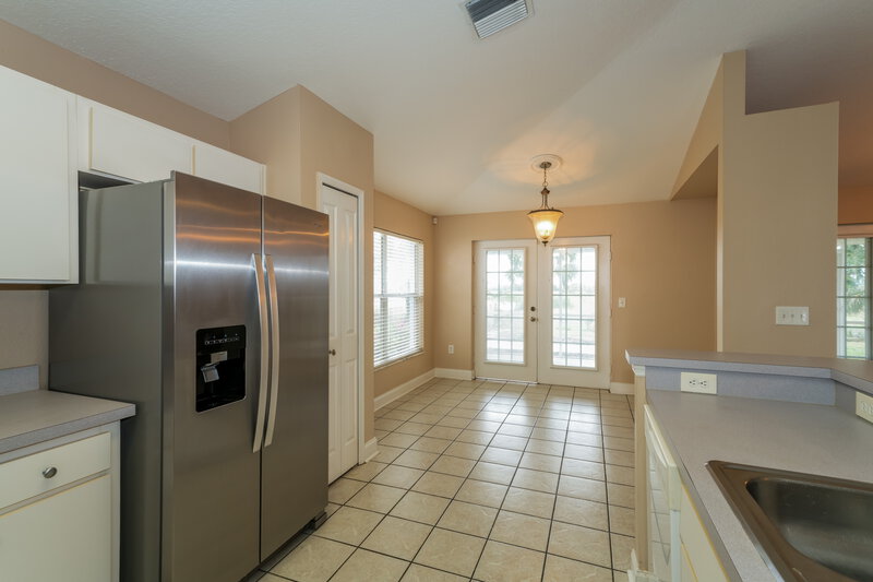 2,285/Mo, 1751 Hulett Dr Brandon, FL 33511 Kitchen View 3