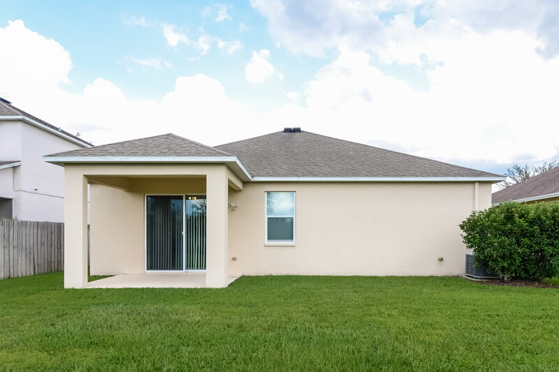 2,040/Mo, 9213 Lost Mill Dr Land O' Lakes, FL 34638 Rear View