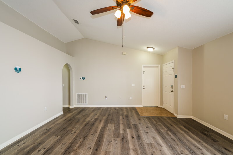 1,990/Mo, 6542 Tabogi Trl Wesley Chapel, FL 33545 Living Room View 2