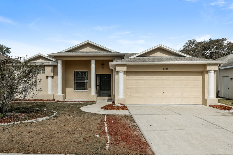 2,140/Mo, 7129 Captiva Cir New Port Richey, FL 34655 External View