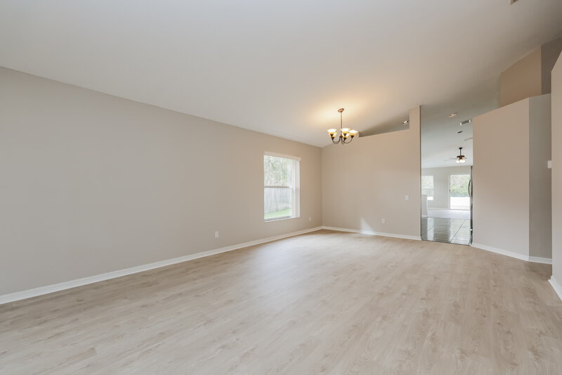 2,250/Mo, 29613 Morningmist Dr Wesley Chapel, FL 33543 Family Room View