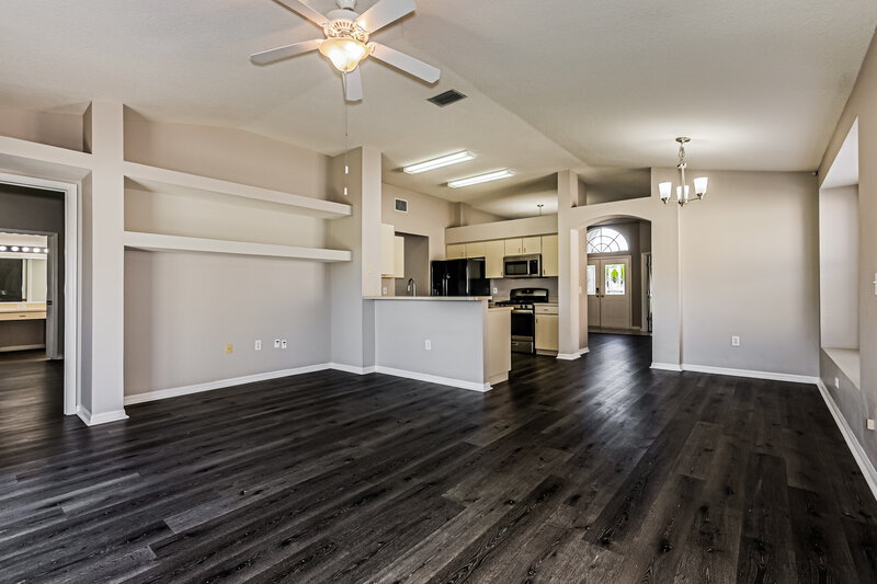 2,030/Mo, 30801 Tremont Dr Zephyrhills, FL 33543 Living Room View