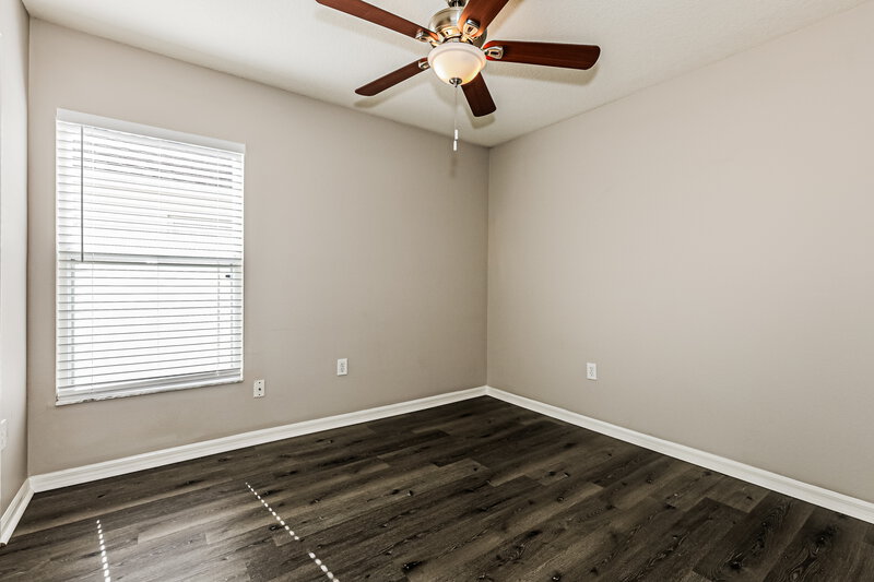 2,030/Mo, 30801 Tremont Dr Zephyrhills, FL 33543 Bedroom View