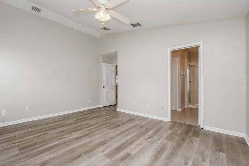 1,915/Mo, 11431 Bay Gardens Loop Riverview, FL 33569 Main Bedroom View 2