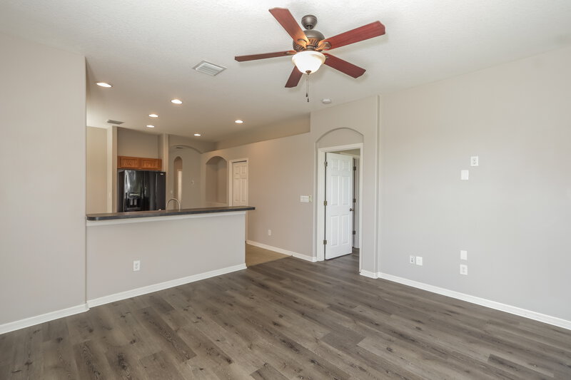 3,320/Mo, 808 College Chase Dr Ruskin, FL 33570 Living Room View