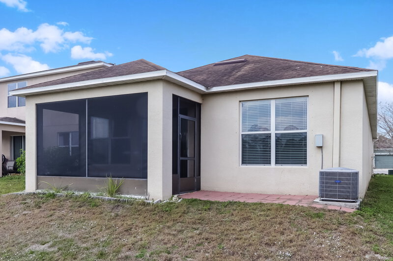 3,320/Mo, 808 College Chase Dr Ruskin, FL 33570 Rear View