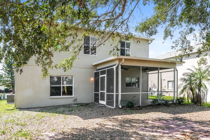 2,390/Mo, 10902 Capstan Lake Dr Riverview, FL 33579 Rear View