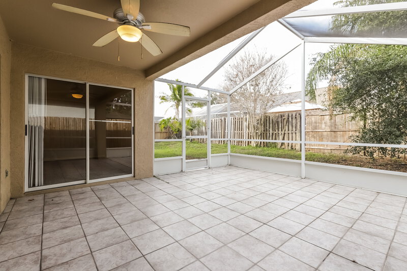2,095/Mo, 1512 Wakefield Dr Brandon, FL 33511 Sun Room View