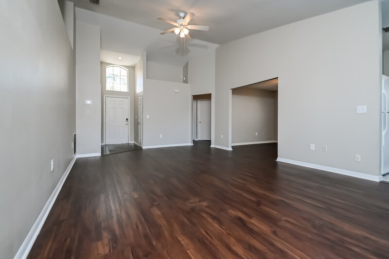 1,945/Mo, 123 Lookout Dr Apollo Beach, FL 33572 Dining Room View