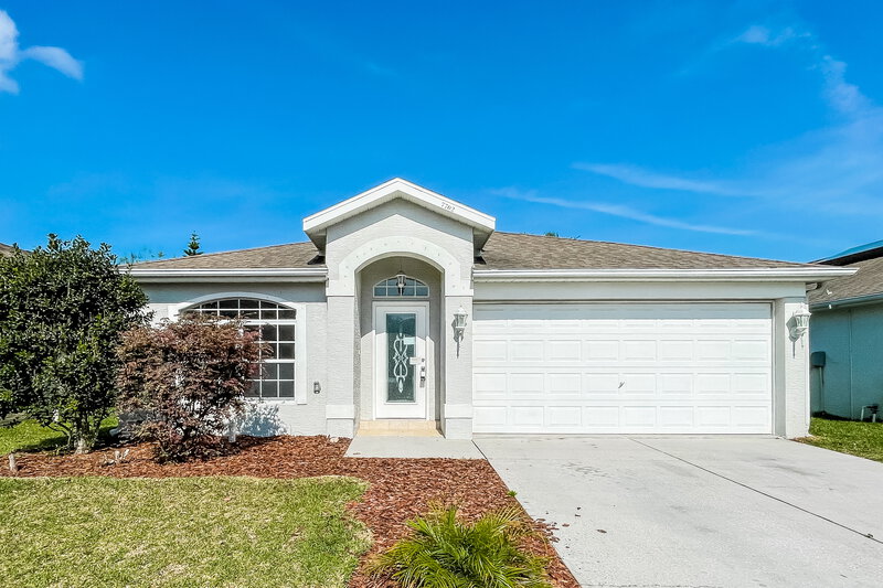 2,220/Mo, 7702 Prospect Hill Cir New Port Richey, FL 34654 External View