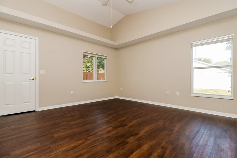 2,220/Mo, 7702 Prospect Hill Cir New Port Richey, FL 34654 Main Bedroom View