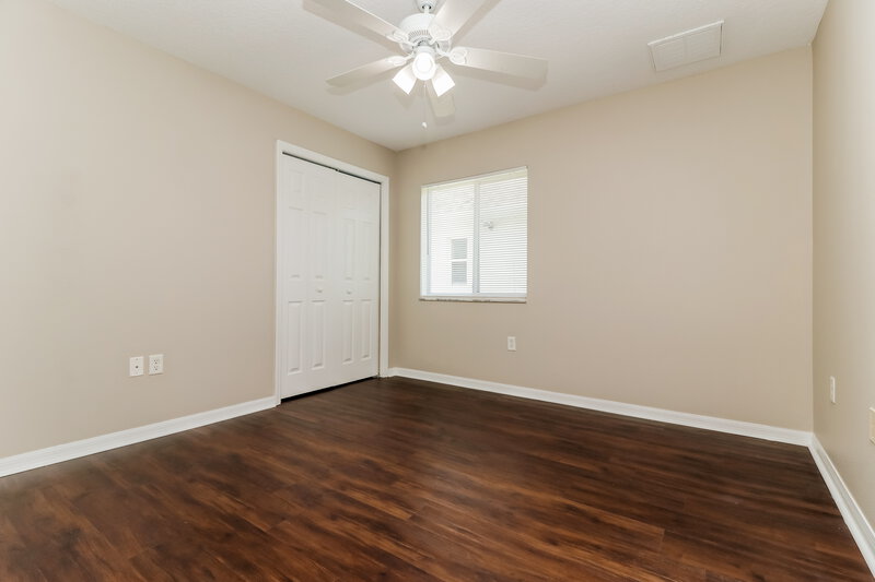 2,220/Mo, 7702 Prospect Hill Cir New Port Richey, FL 34654 Bedroom View