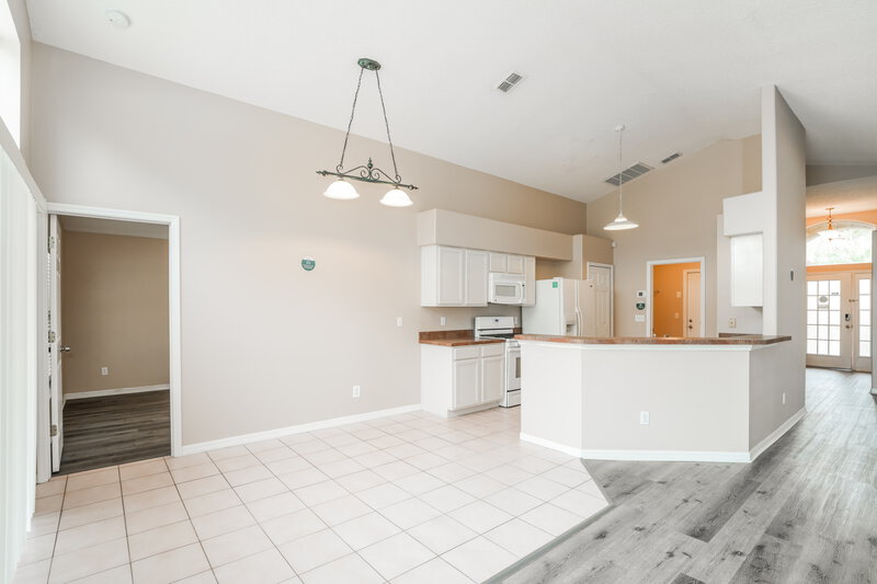 2,240/Mo, 1600 Maximilian Dr Wesley Chapel, FL 33543 Breakfast Nook View