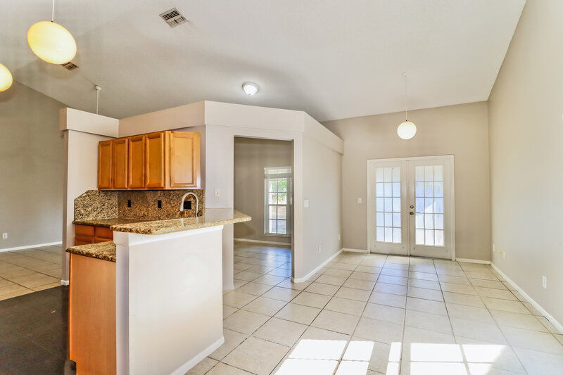 2,265/Mo, 1546 River Oaks Dr Tarpon Springs, FL 34689 Breakfast Nook View