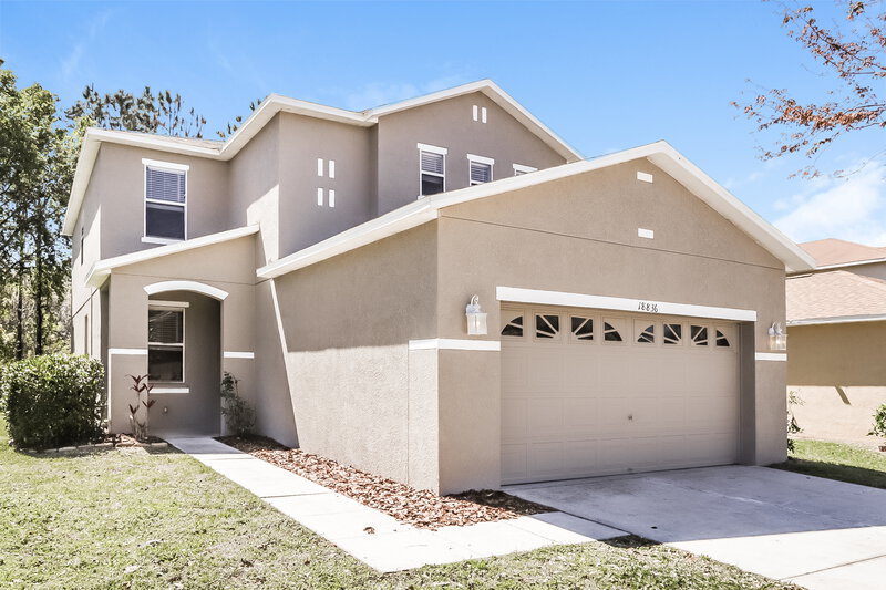 2,430/Mo, 18836 Litzau Ln Land O Lakes, FL 34638 Front View