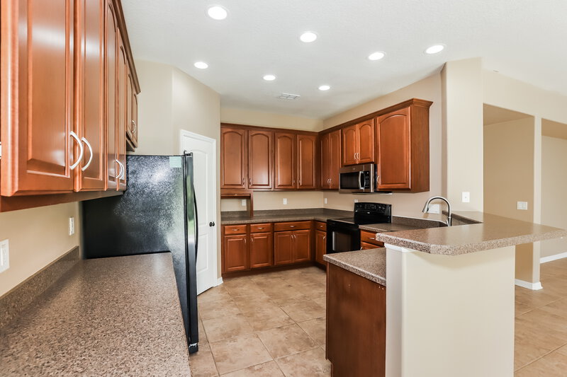 2,430/Mo, 18836 Litzau Ln Land O Lakes, FL 34638 Kitchen View