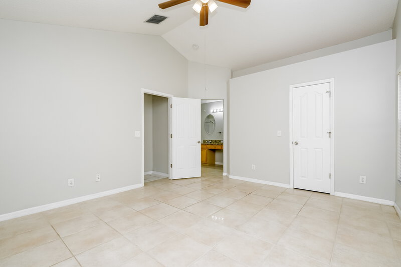 3,790/Mo, 1505 Scotch Pine Drive Brandon, FL 33511 Main Bedroom View